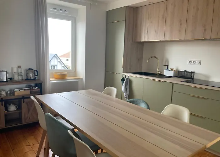 L'escale Donvillaise Donville-les-Bains